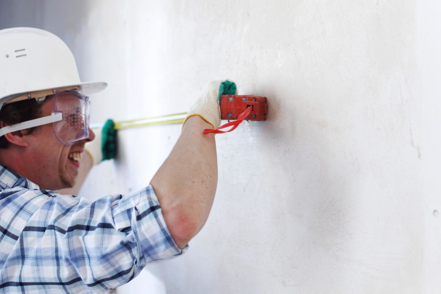 Expert drywall finishing and wall restoration services in Los Angeles.