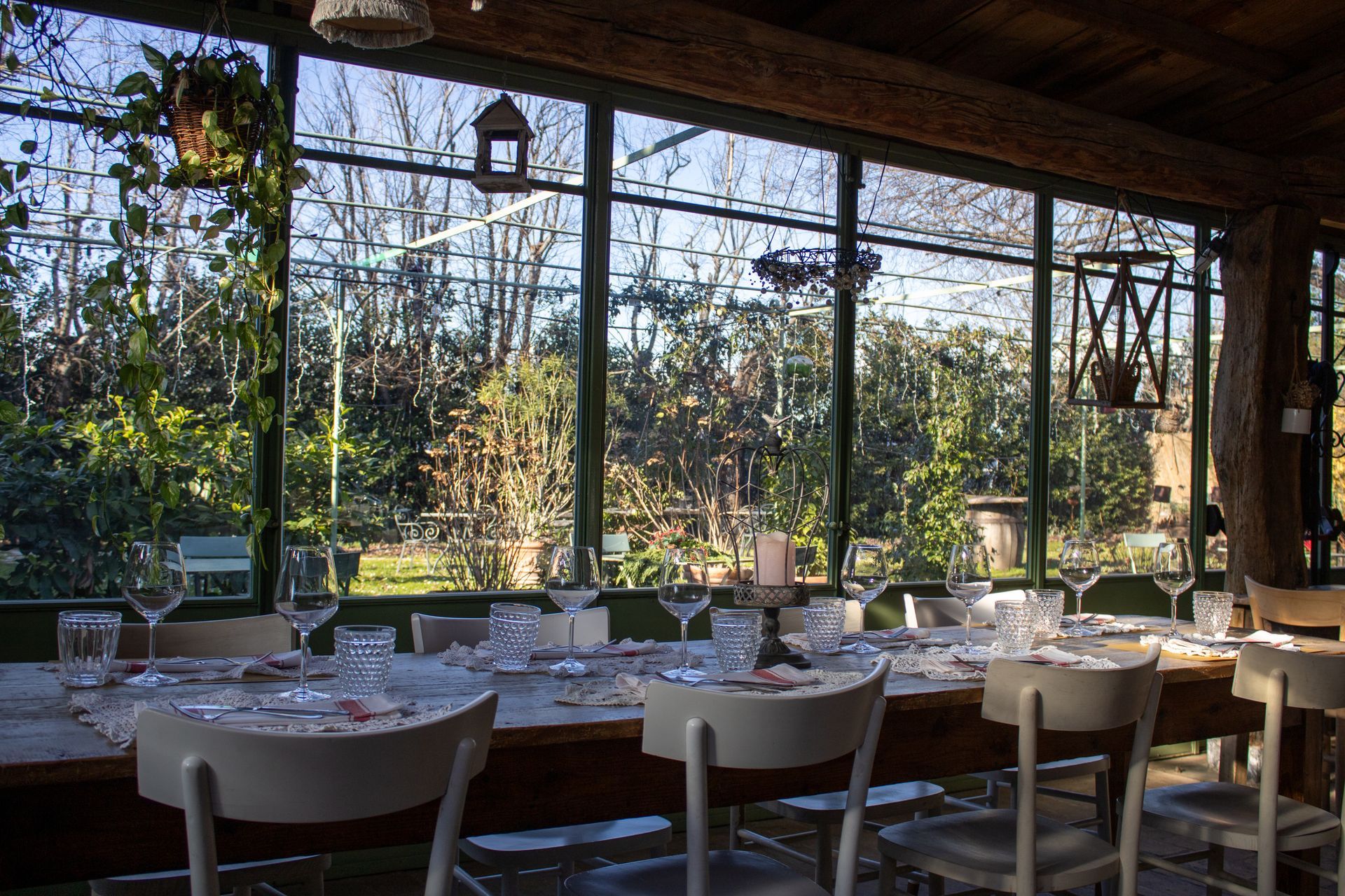 tavoli all'interno del ristorante