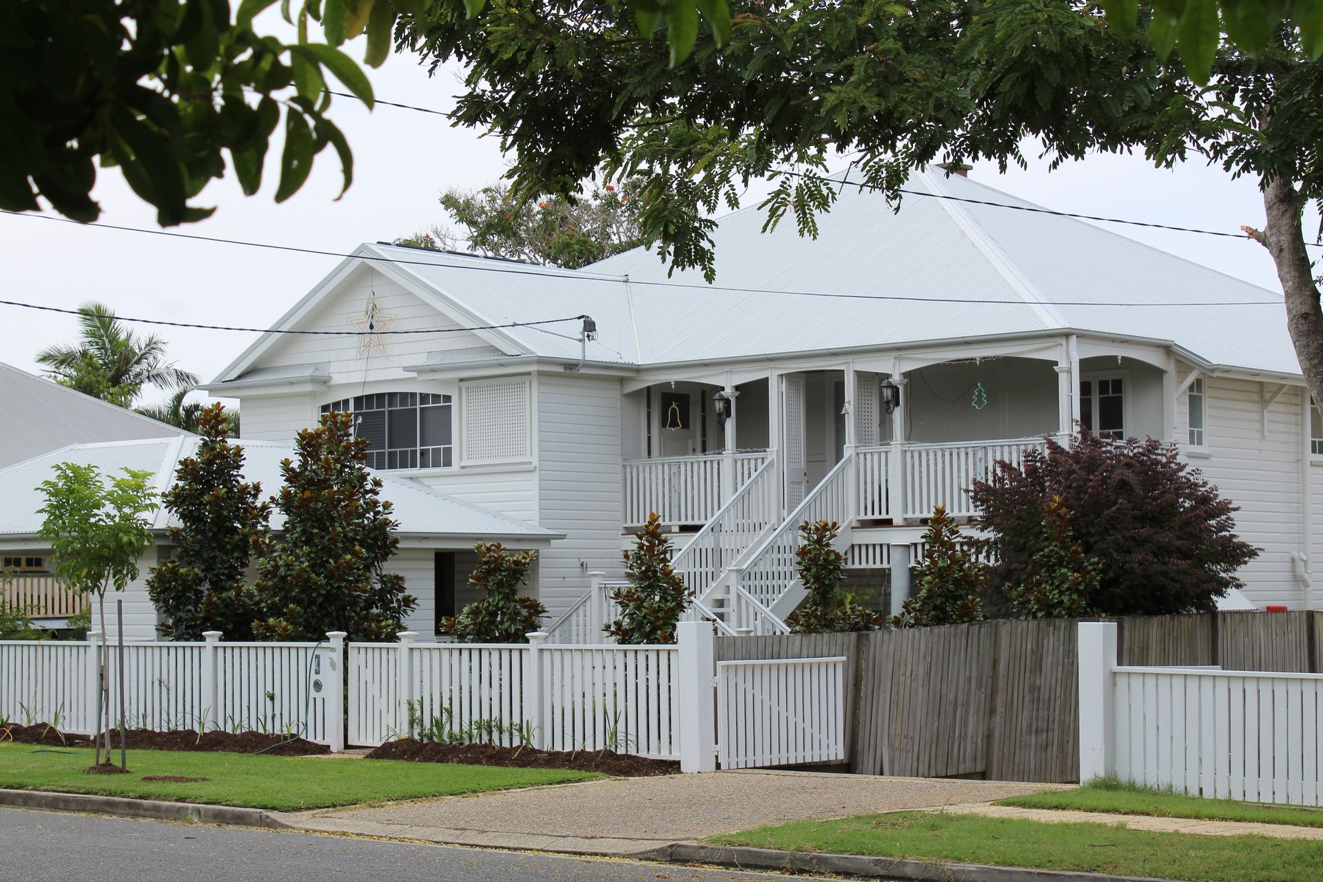 Roof restoration on Queenslander home — Qualified Roofer in Canberra