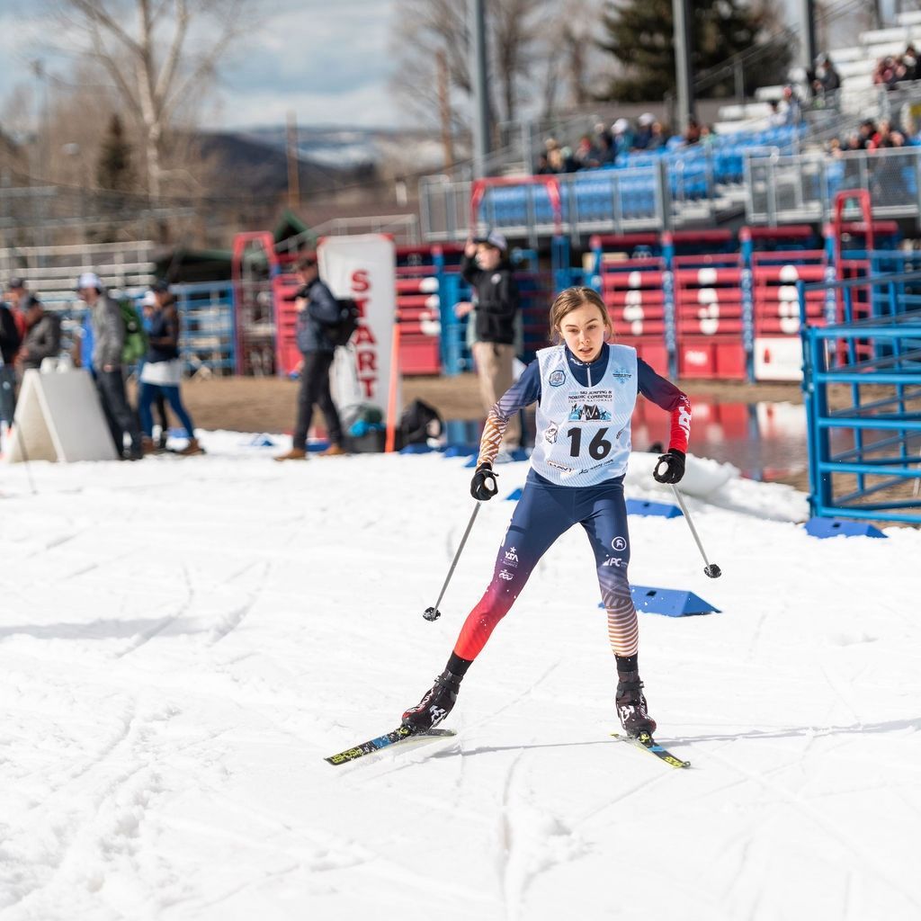 Sadie McCrank racing to Silver at Junior Championships