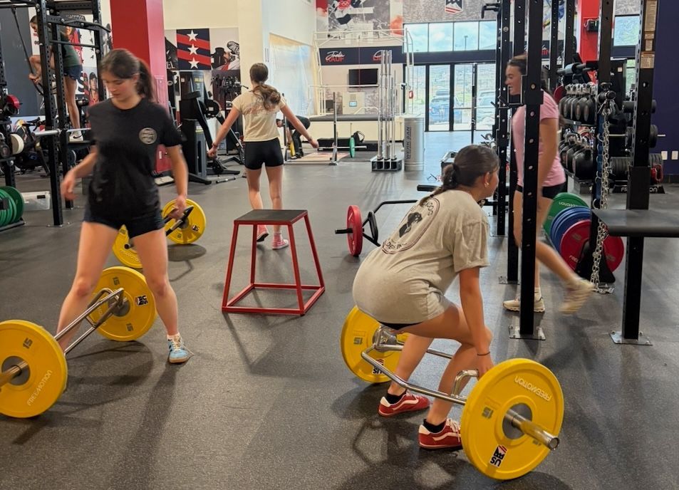 XC & Skimo athletes learning olympic lifting