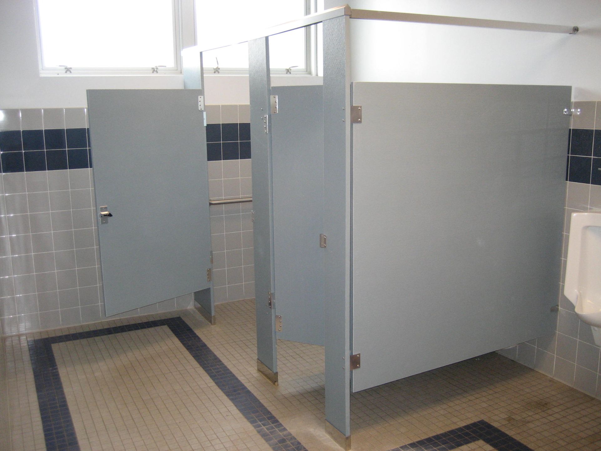 Kokopelli Company Bathroom Partition School Installation