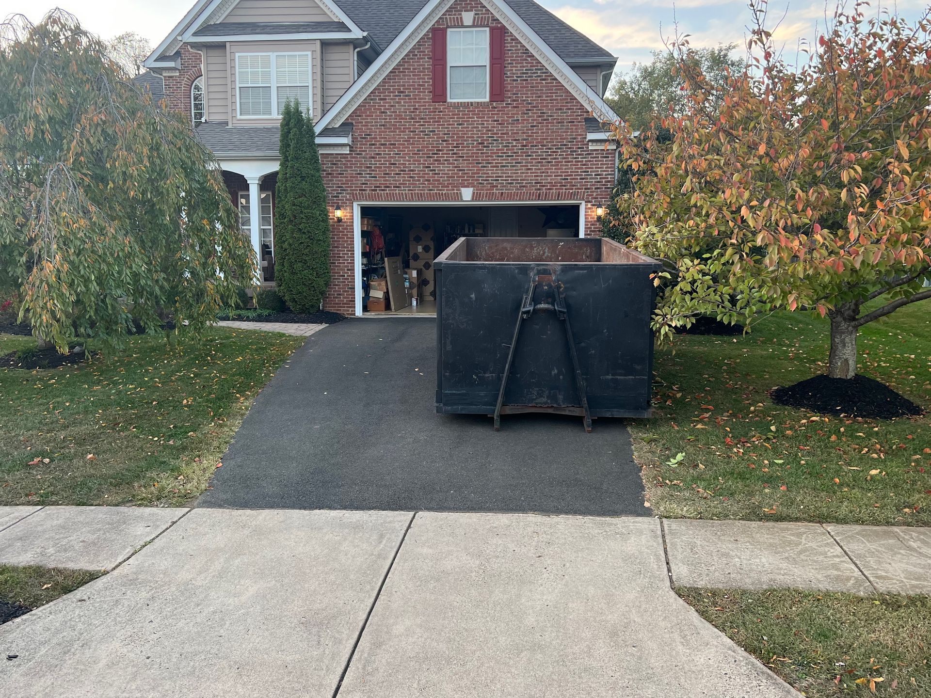 20-yard Xpress roll-off dumpster delivered to a property in Warrenton VA