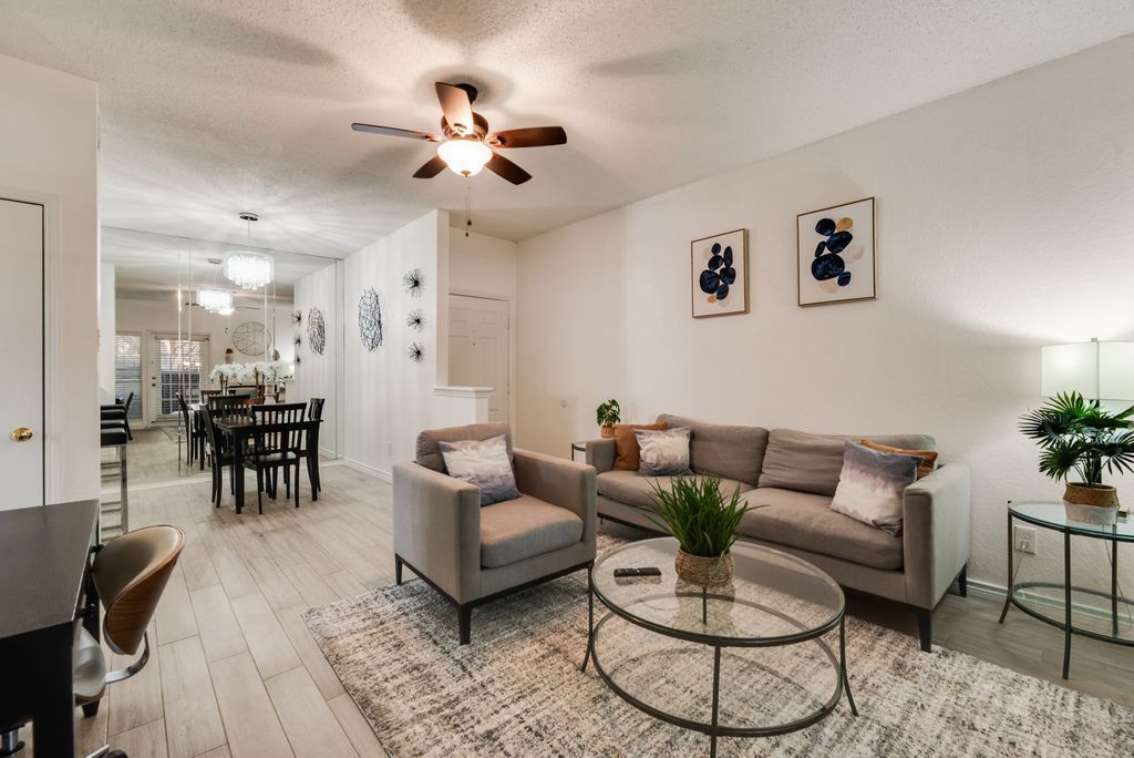 Modern staged Living room in the DFW Metro Area.