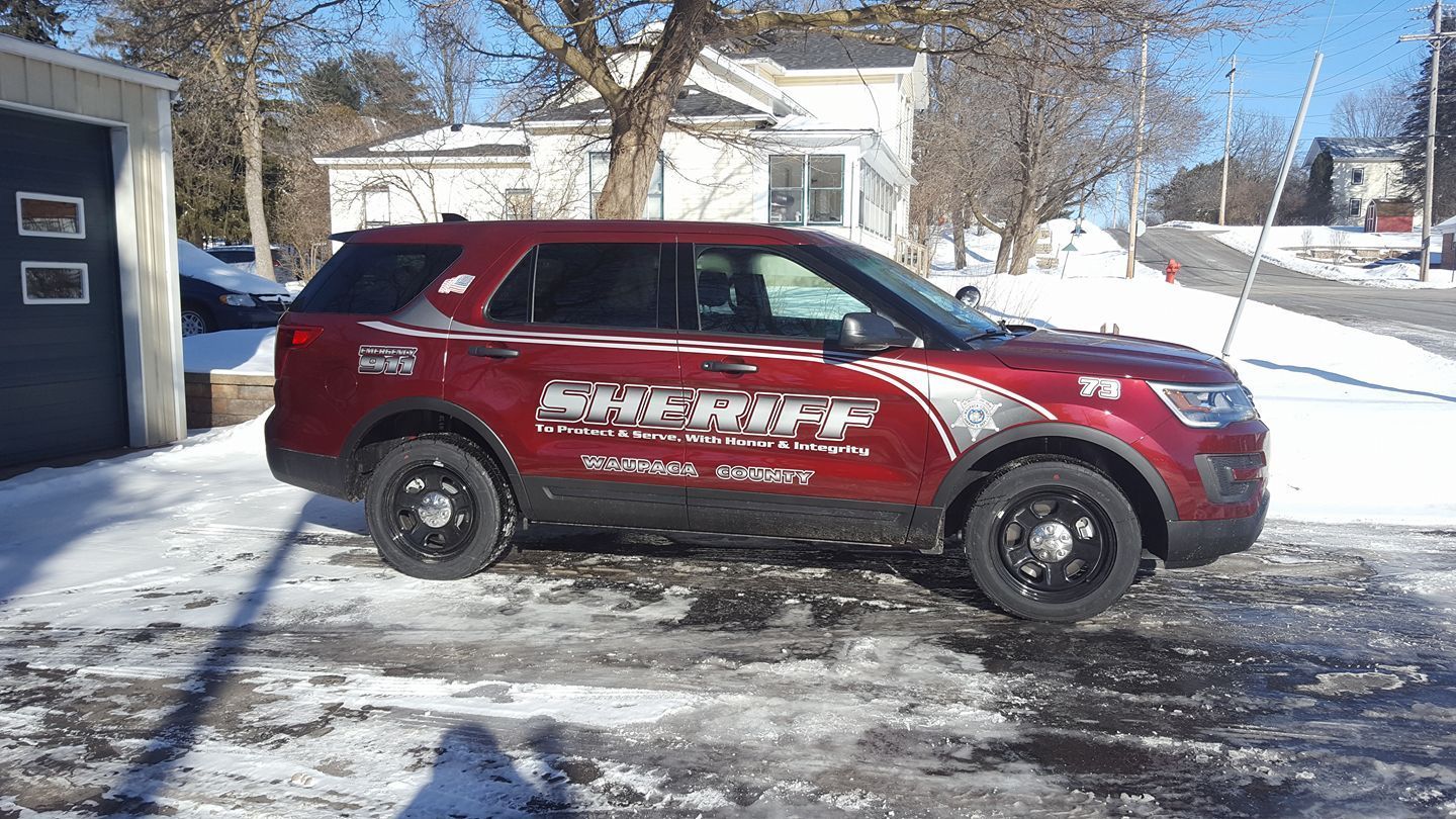 Red sheriff's car