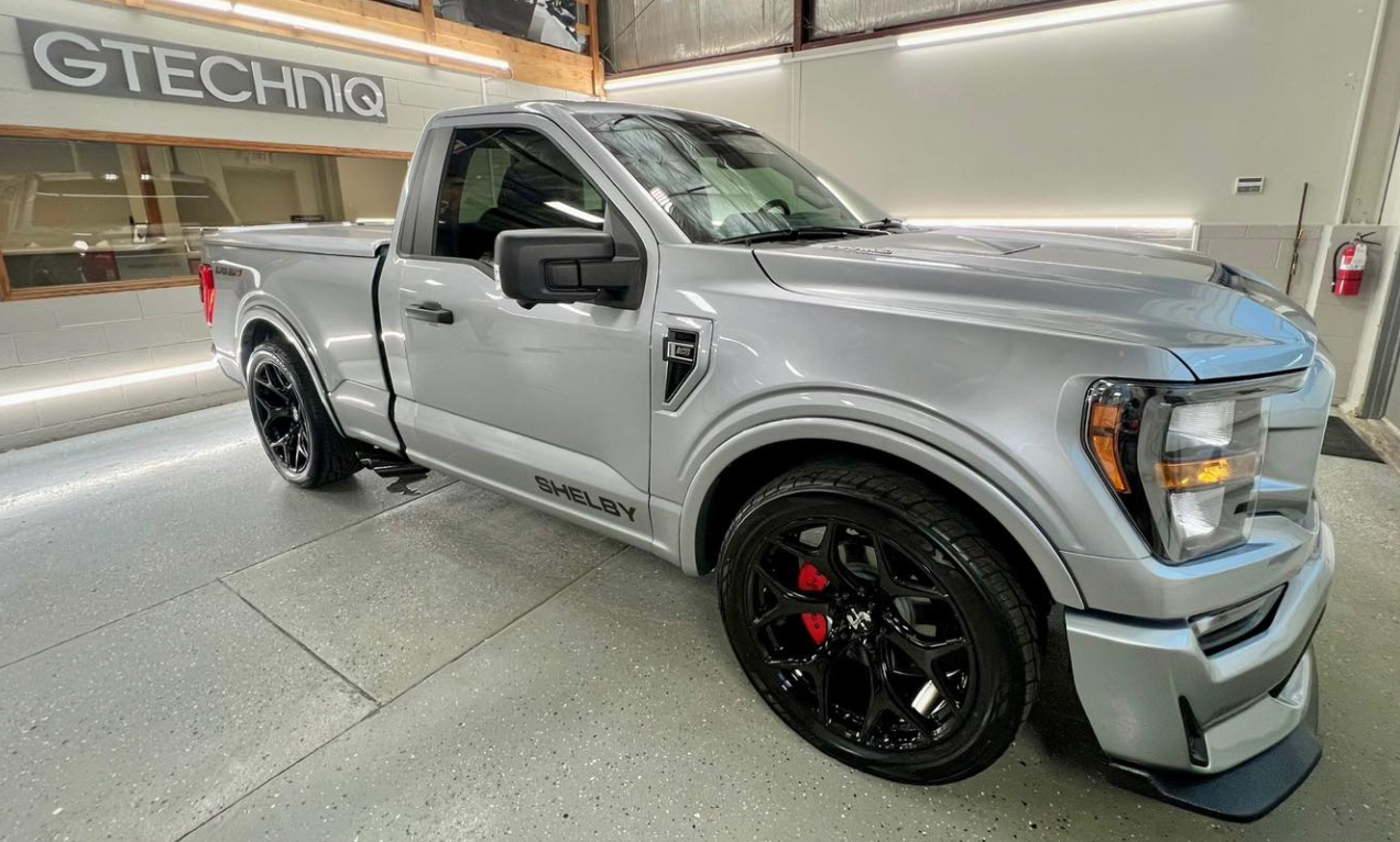 Vehicle Ceramic Coating Service