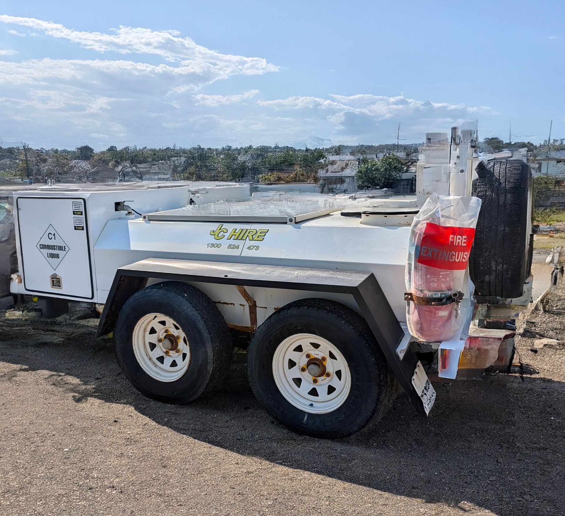 Diesel Trailer Self-Bunded 1200L-Battery Solar