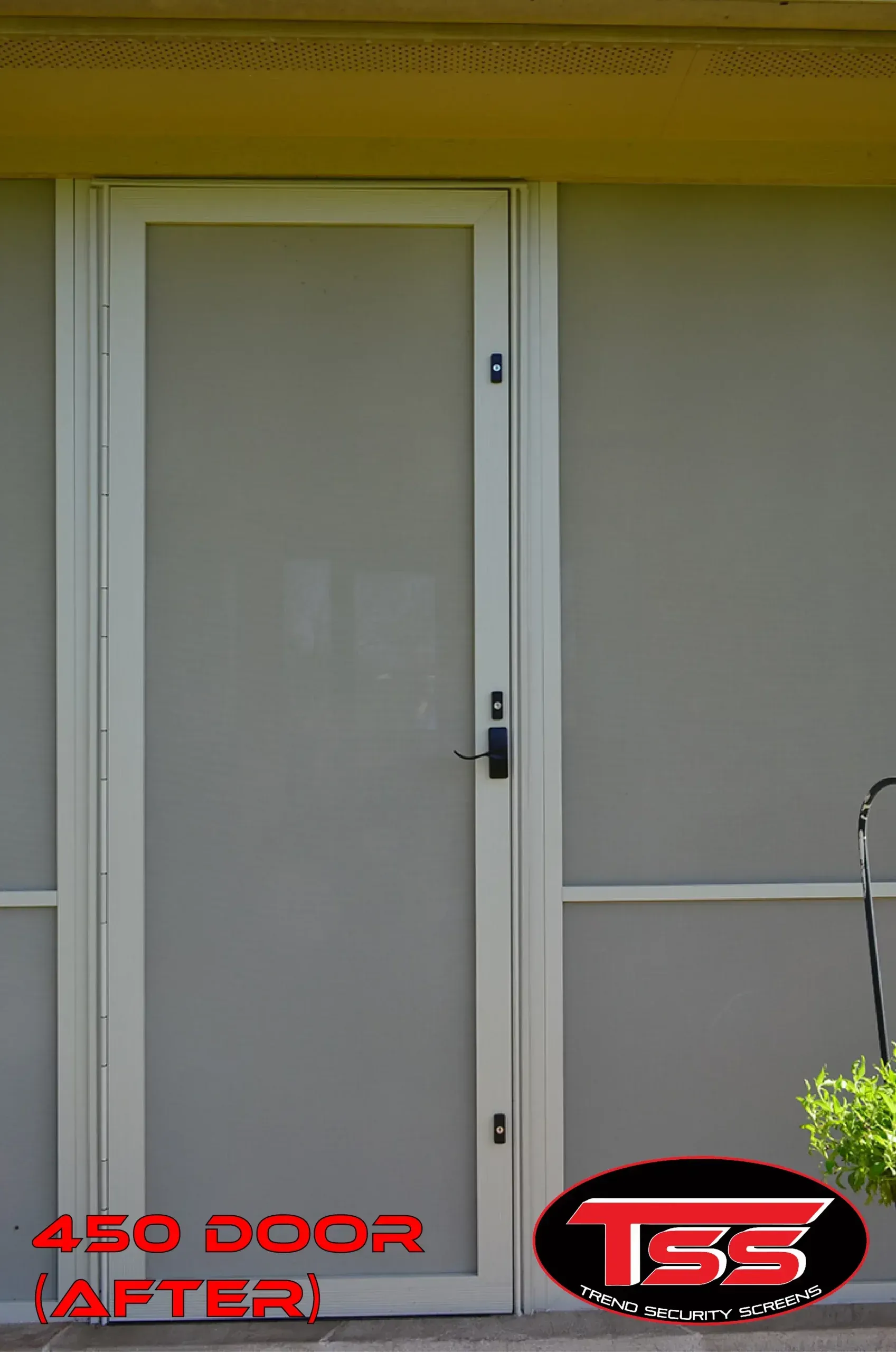 A screen door with a ts3 logo on it