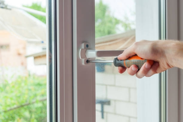 Fixing Screw of Window Limiter | Cape Coral, FL | Cape Coral Glass & Mirror