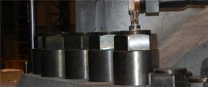 Scaldatore ad induzione per bulloneria industriale.