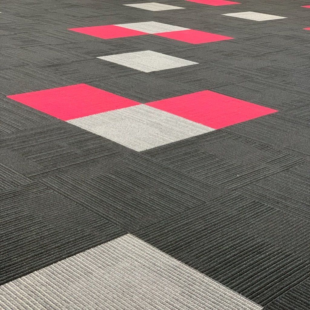 Oakleigh Grammar Carpet Tiles