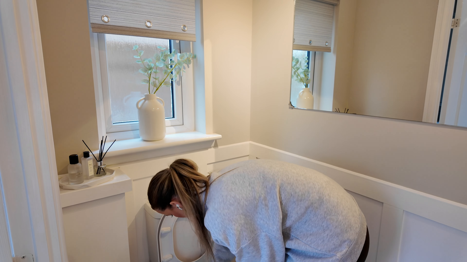Apartment cleaning team providing detailed cleaning in Manhattan