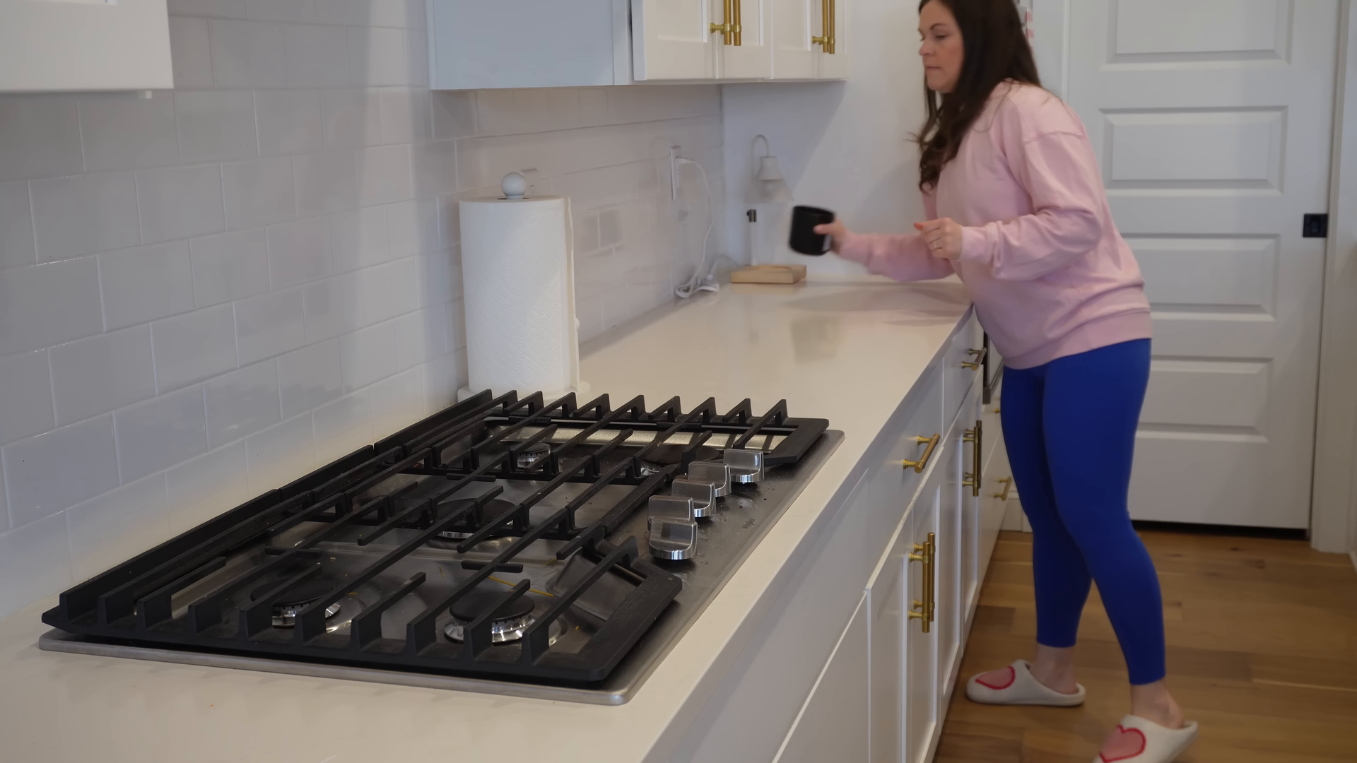 Detailed cleaning service for Manhattan apartment