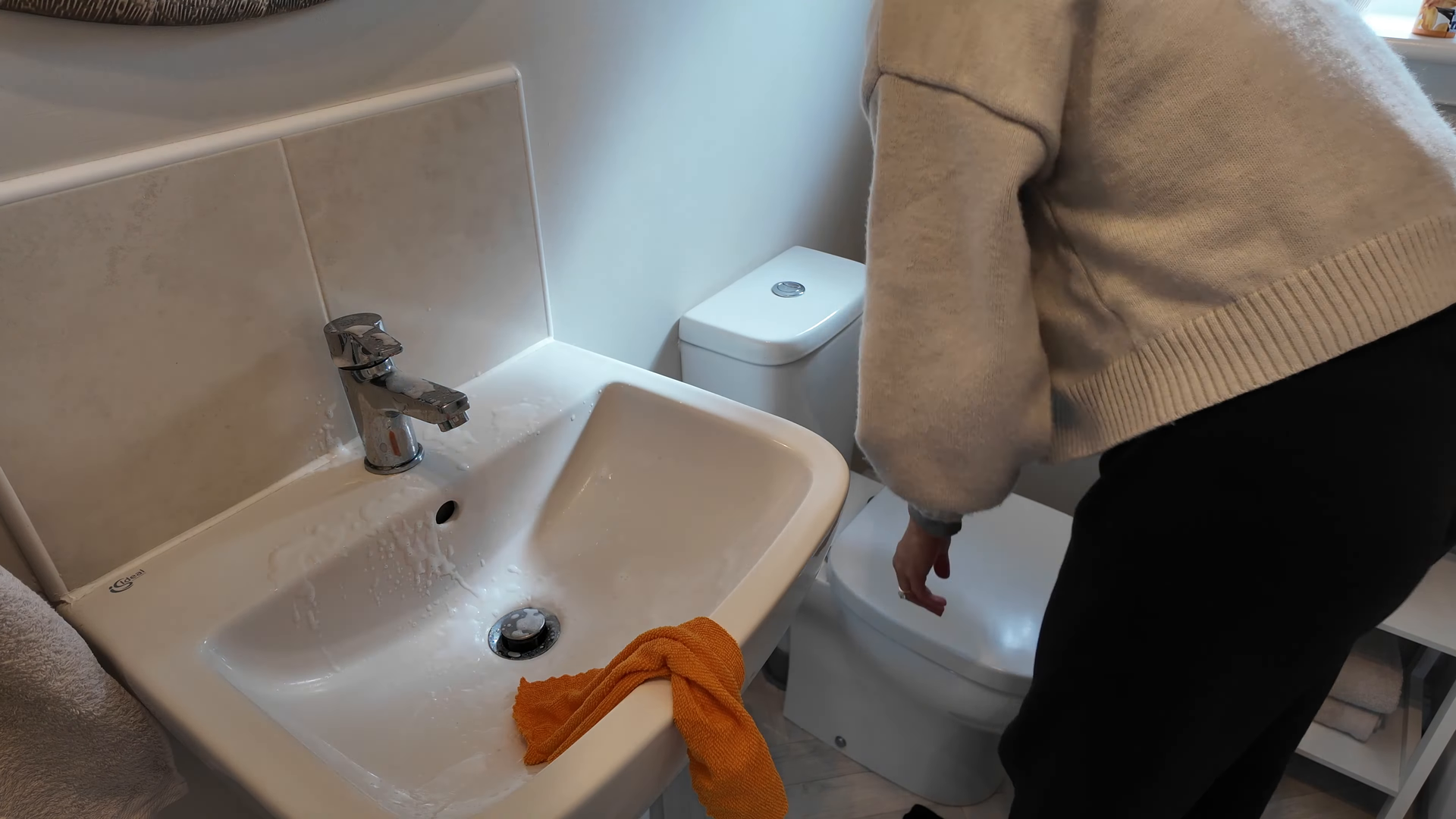 Professional one time cleaning service in a Manhattan apartment