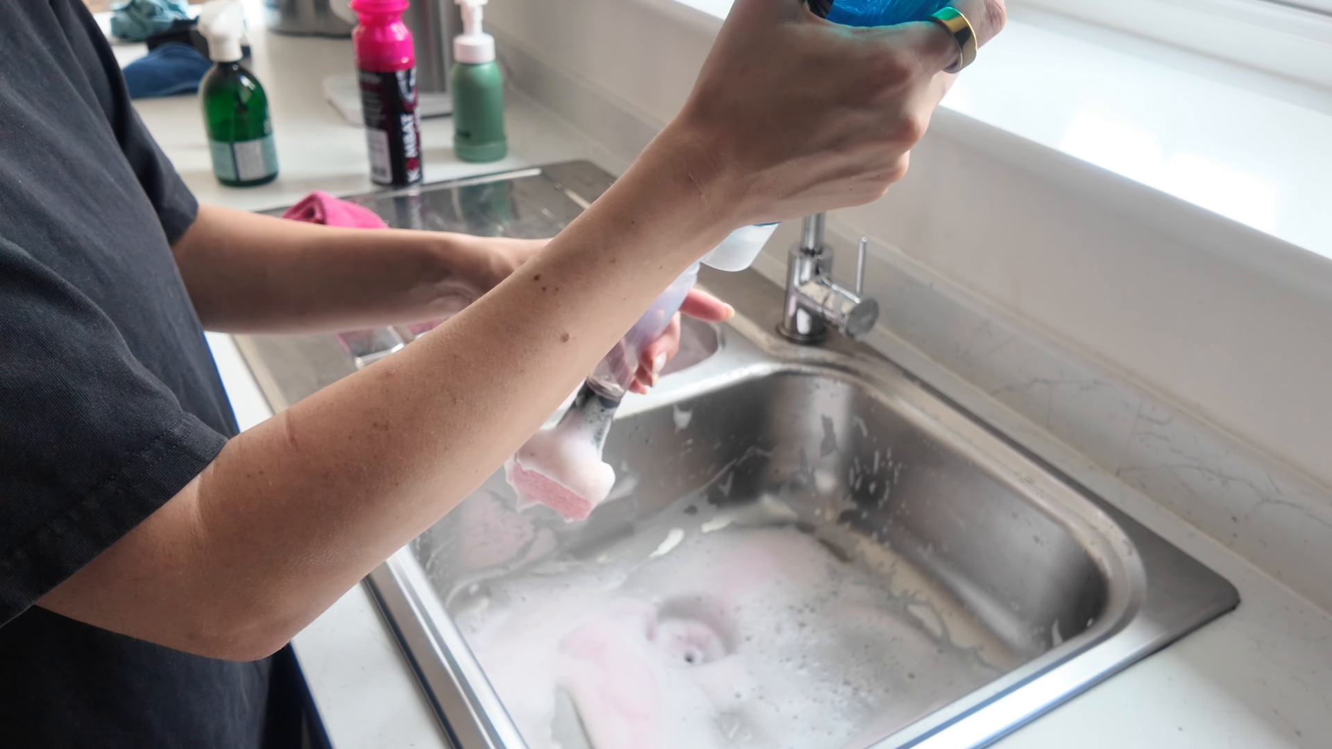 Professional same day cleaning service in a Manhattan apartment