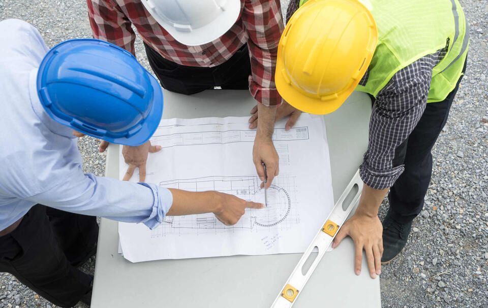 architect discussing design