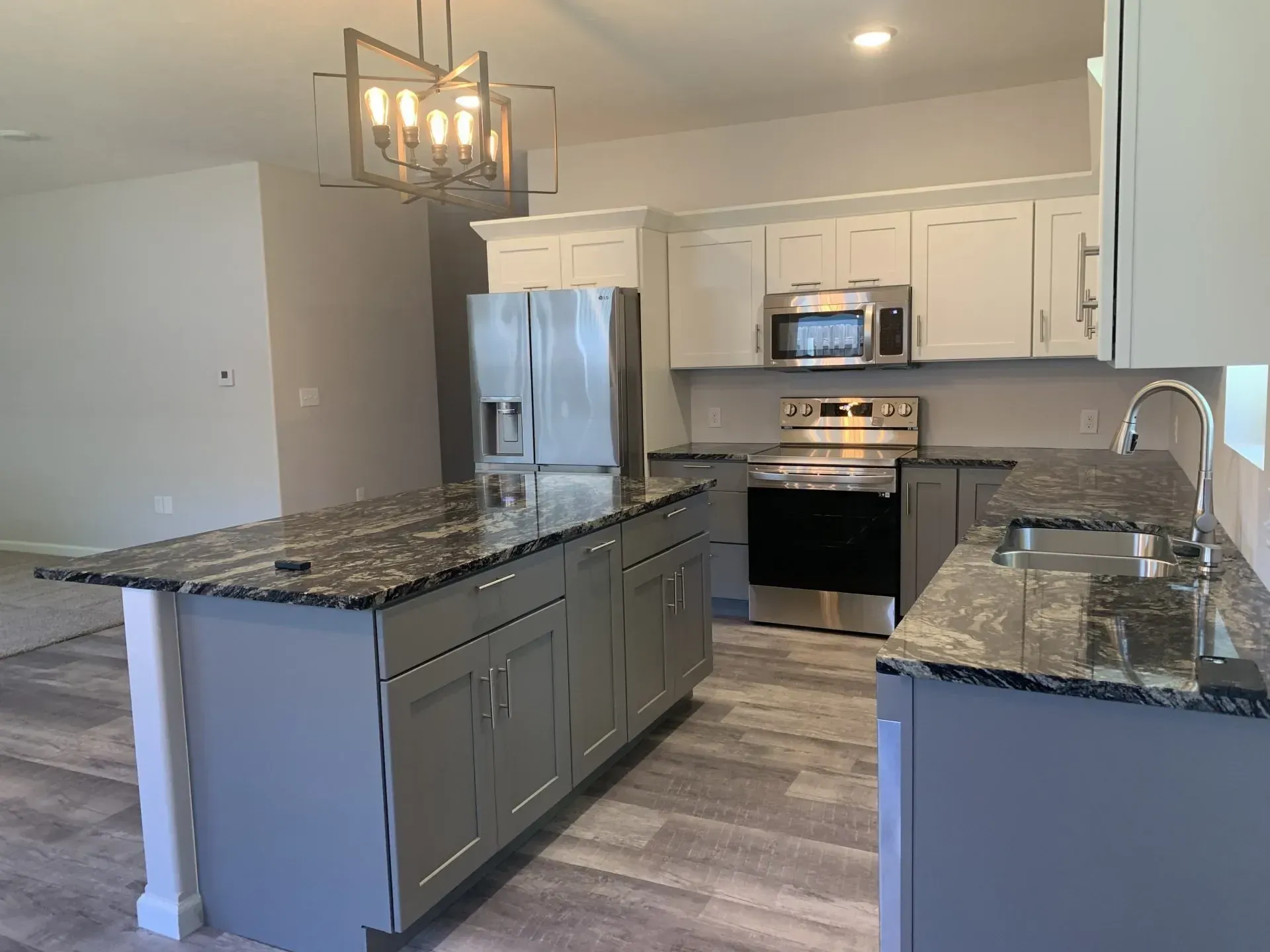 A Kitchen With Appliances — Sioux City, IA — Construction Plus LLC