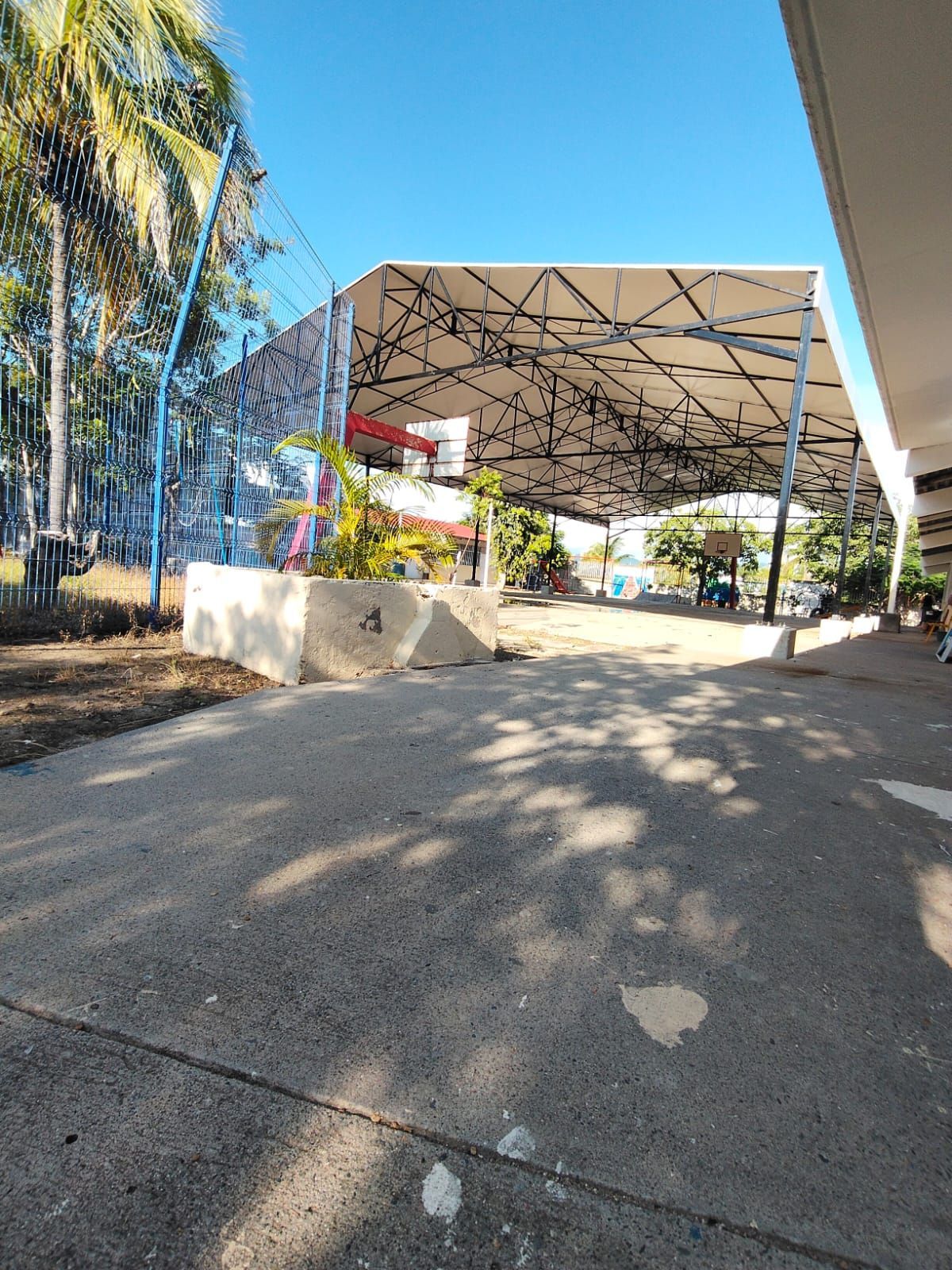 TOLDOS DE LA BAHÍA
