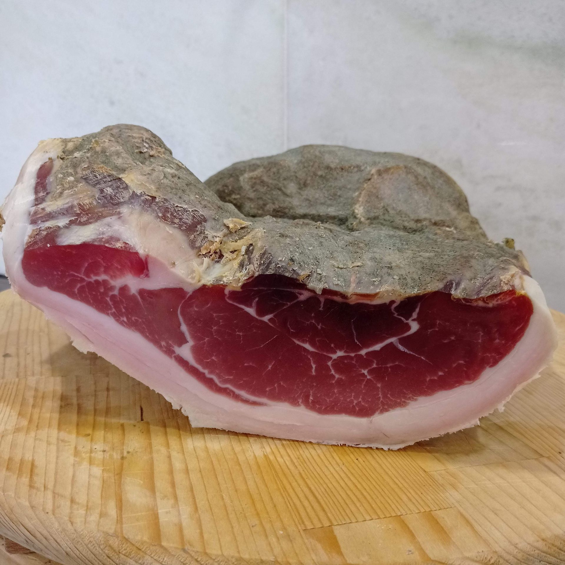 prosciutto crudo