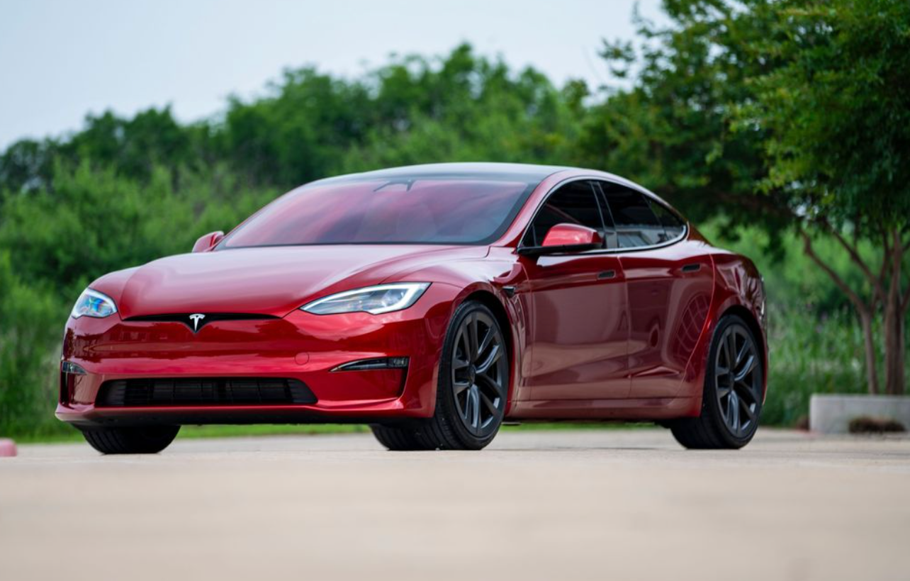 car with ceramic window tint