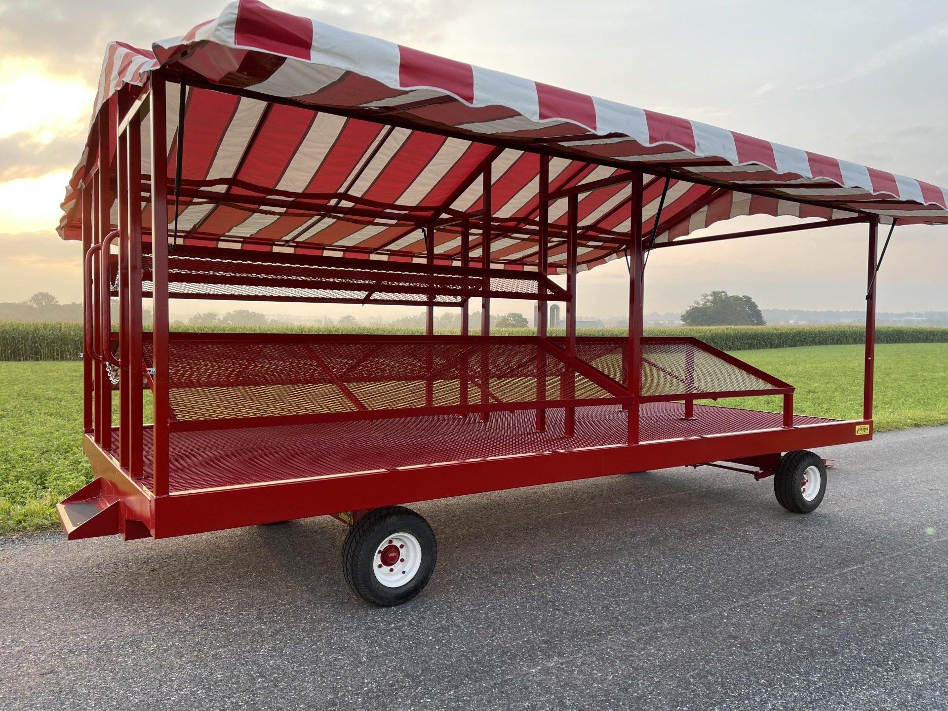 Livestock Equipment Farm Wagon Stoltzfus Manufacturing