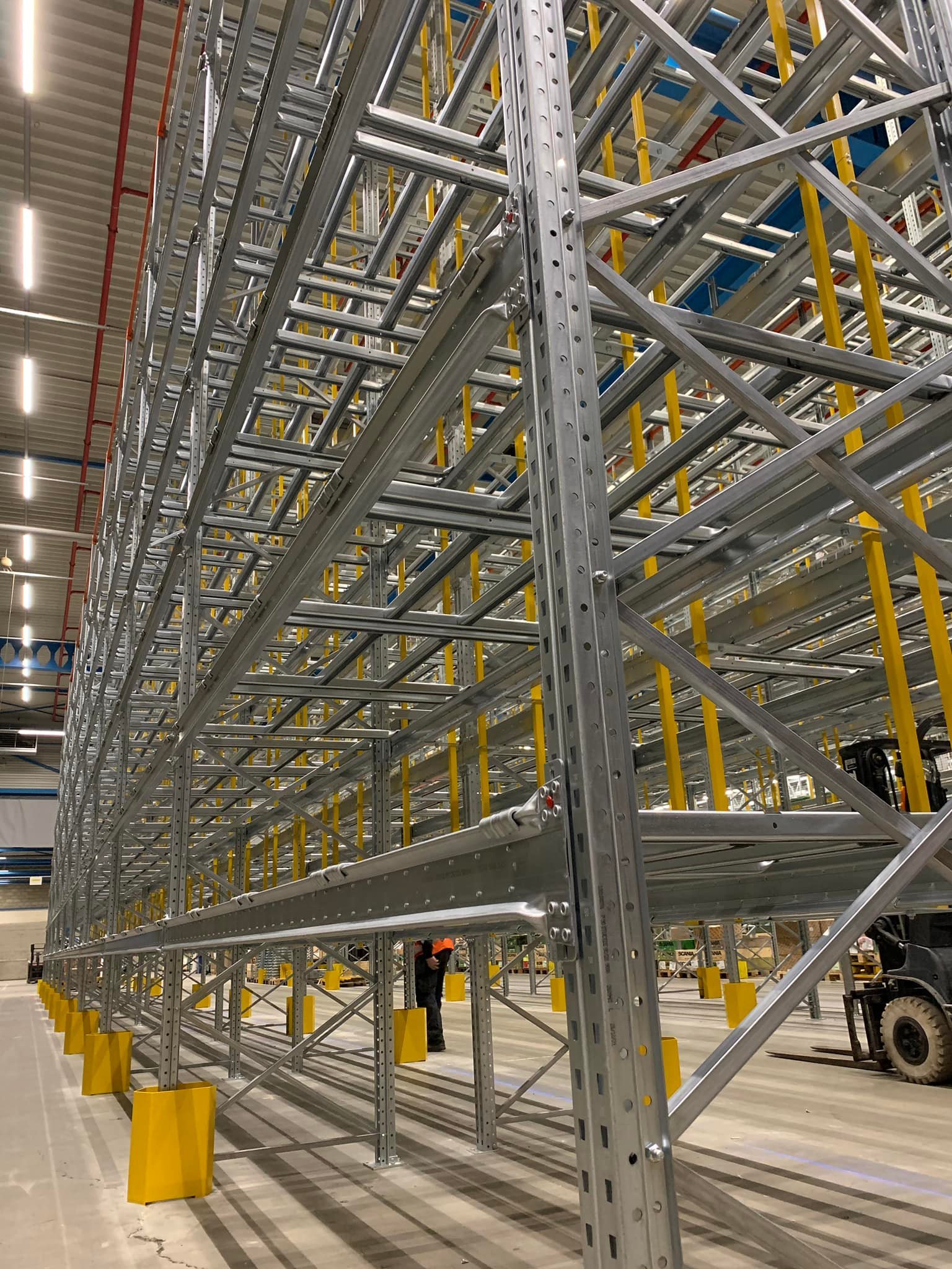Racknets Monteren van dubbele stellingen en RackNets