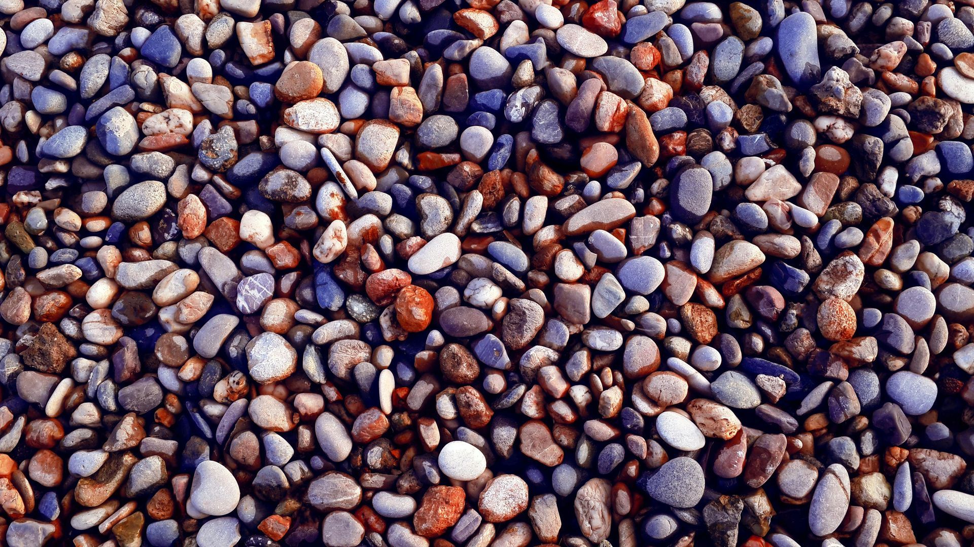Fast, reliable delivery of soil, mulch, gravel, and more—ready for your project.