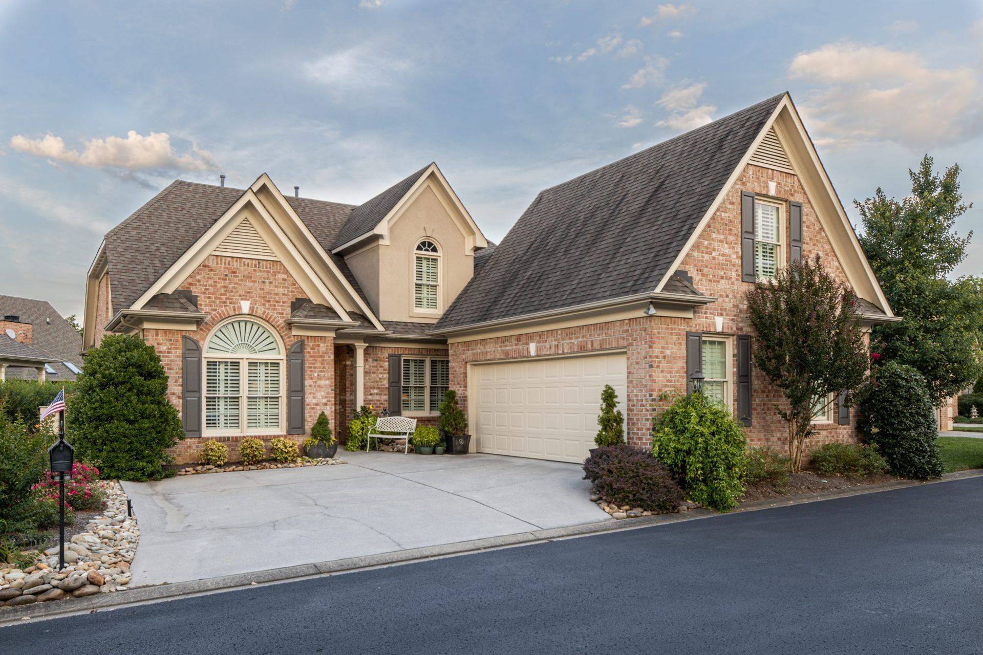 McLains Exterior Residential Painting Service