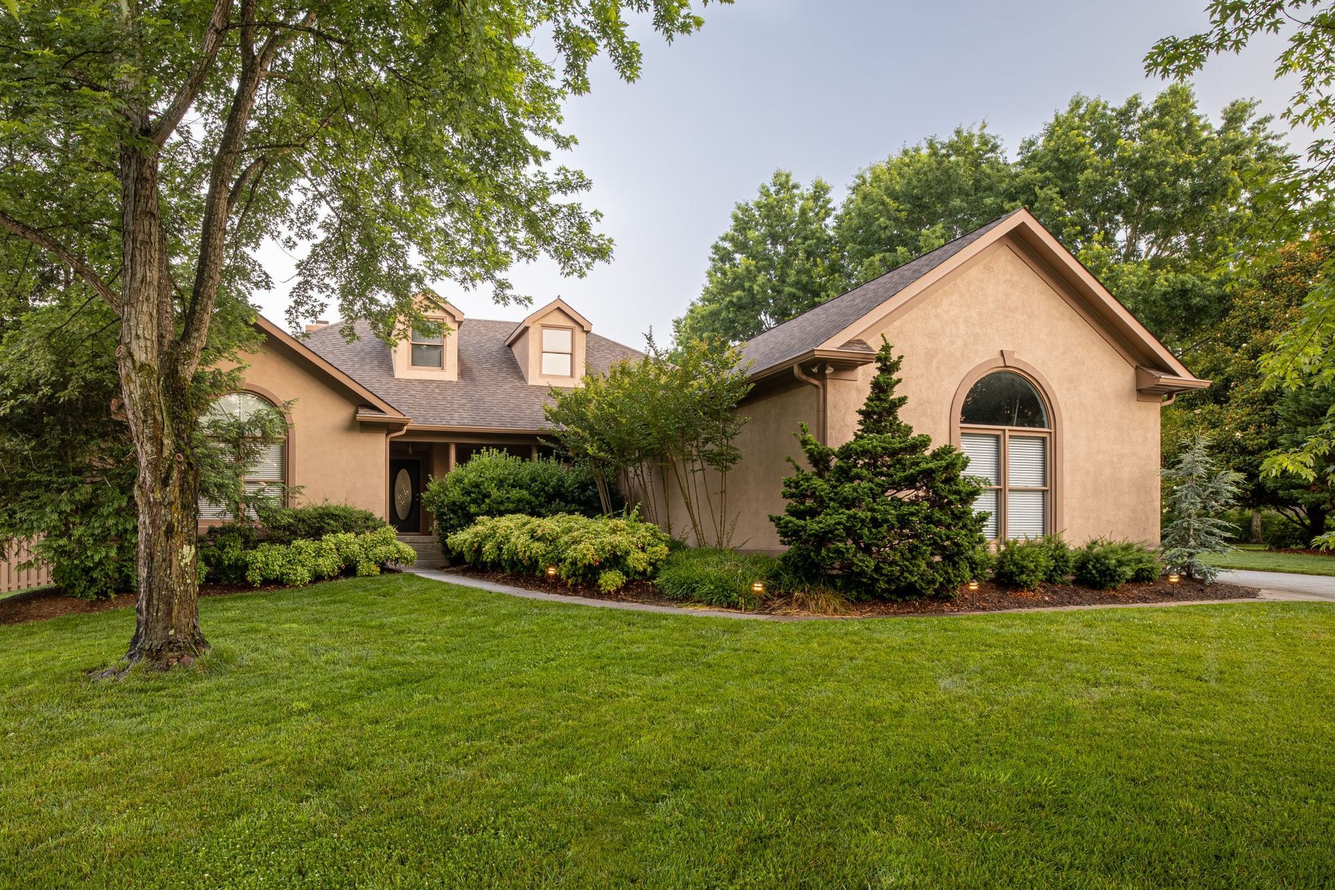 McLains Home Exterior Painting Services