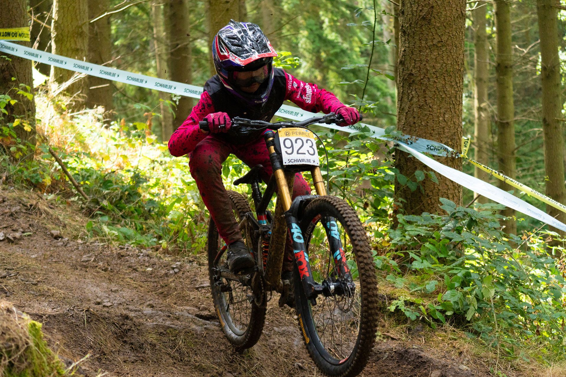 downhill racer at the pearce mtb race