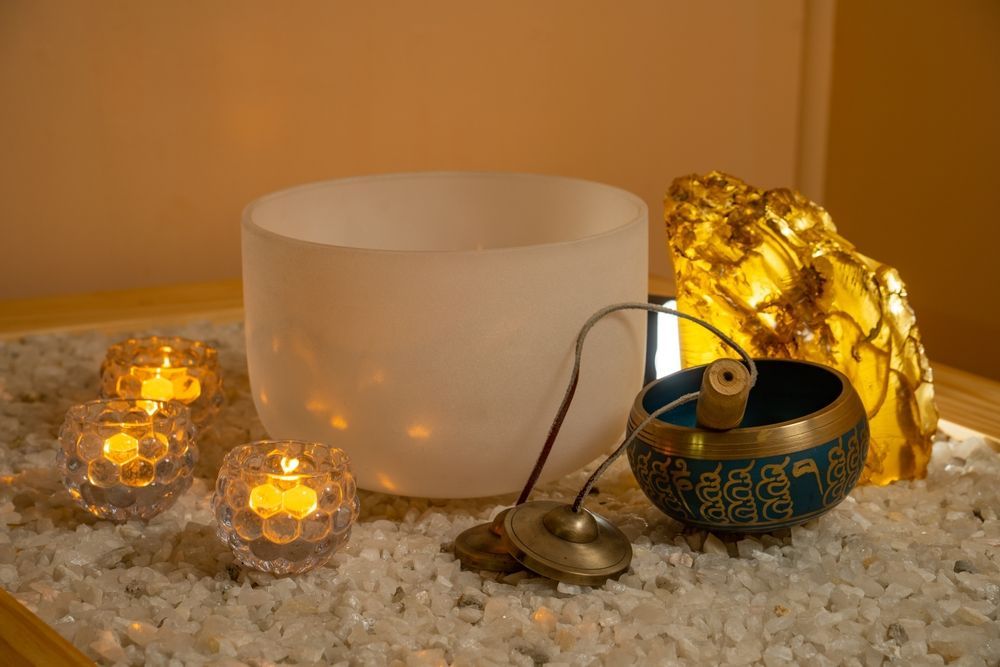 What is crystal alchemy sound bath etiquette?