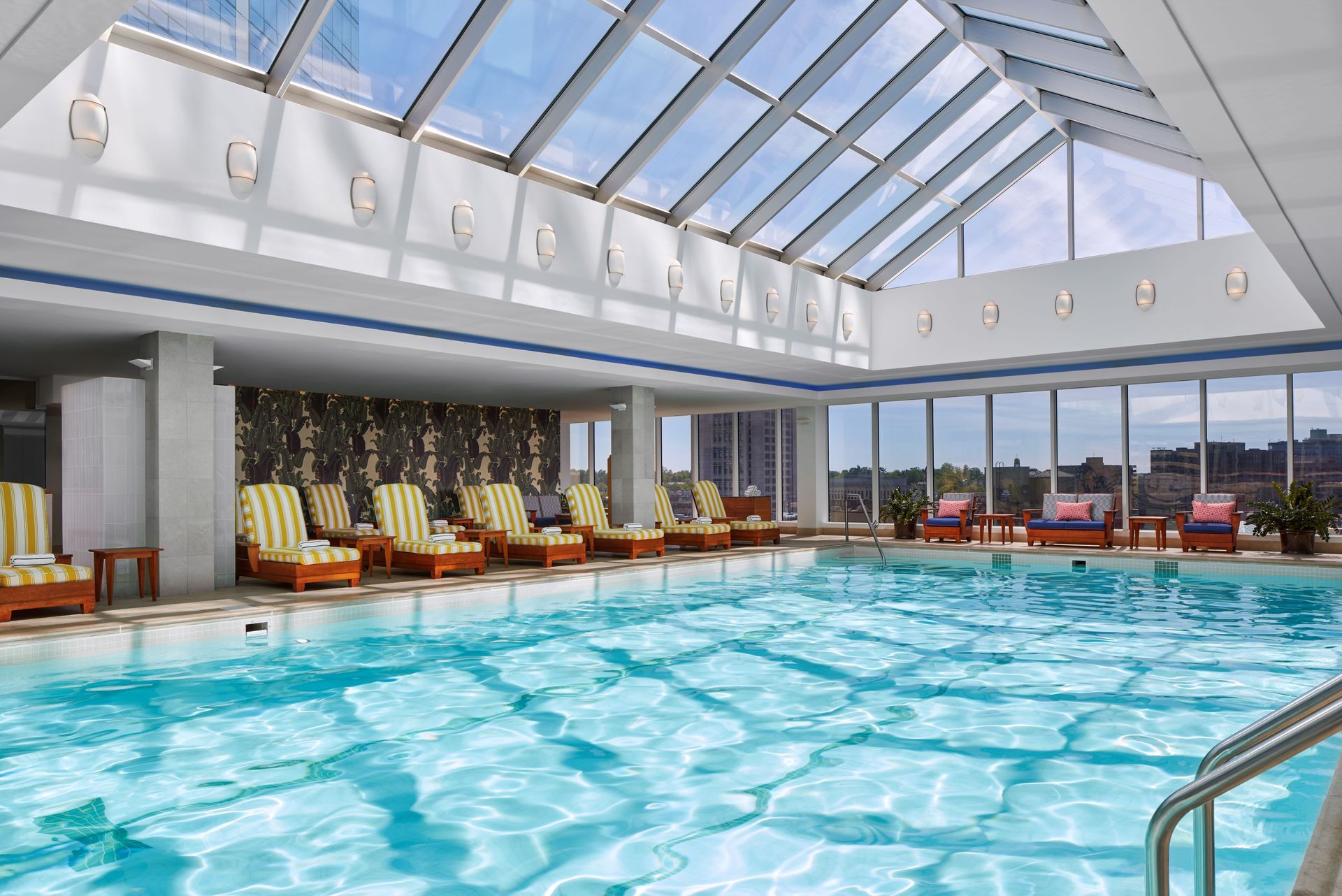 the pentclub haus - the pool