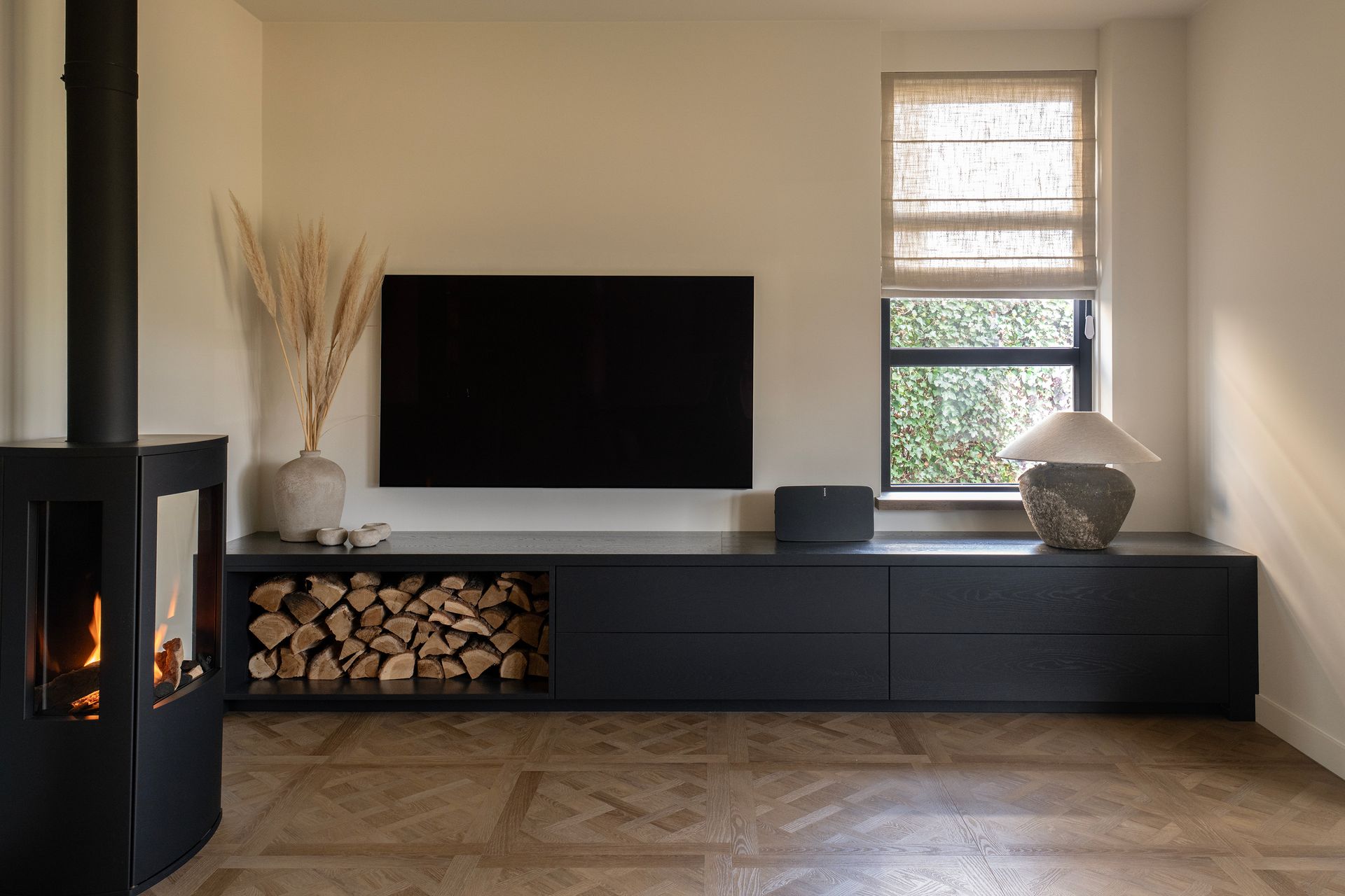 Maatwerk tv-meubel ontworpen door SunStyling