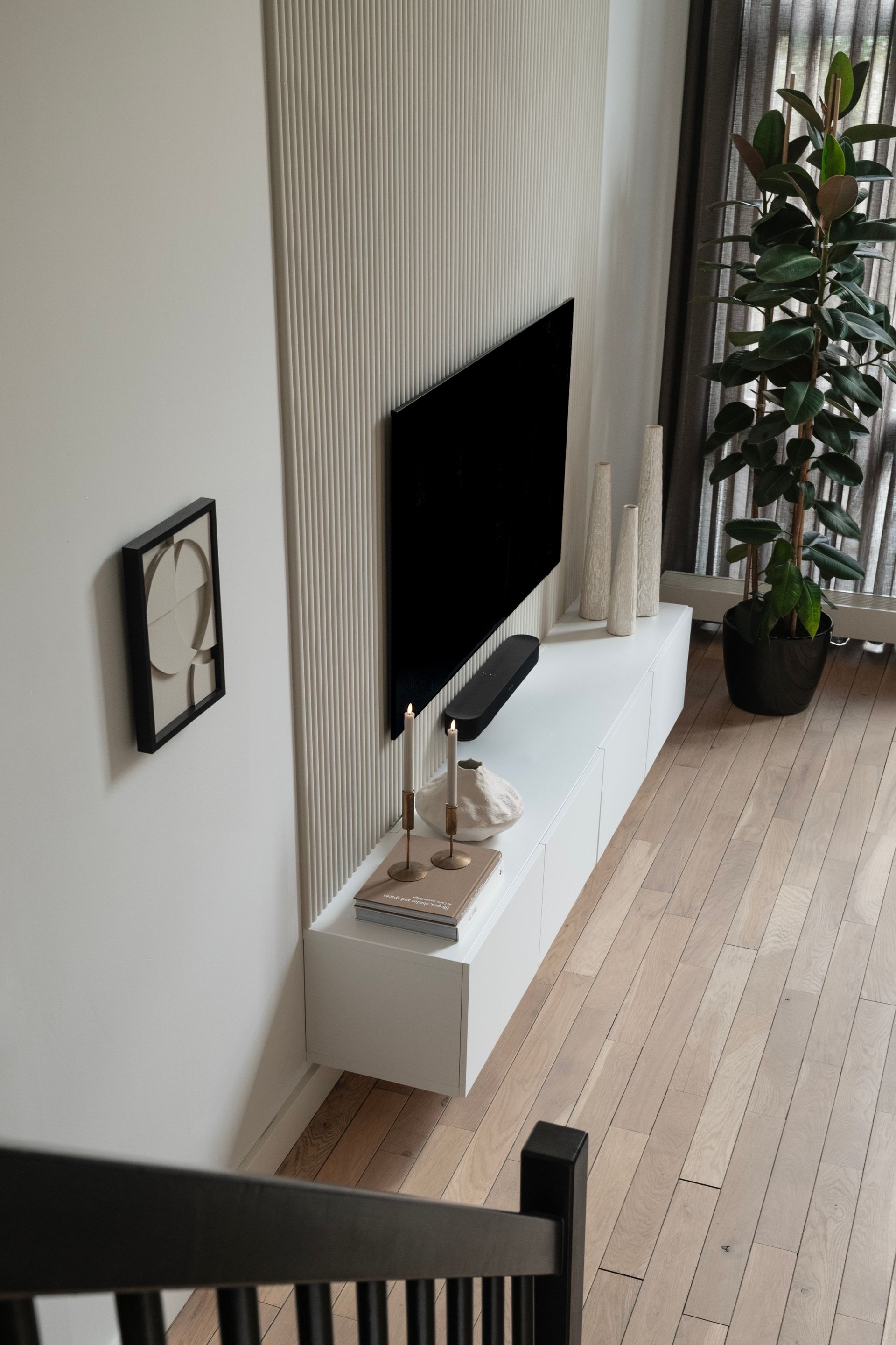 Styqx wandpanelen als tv-wand/cinewall.