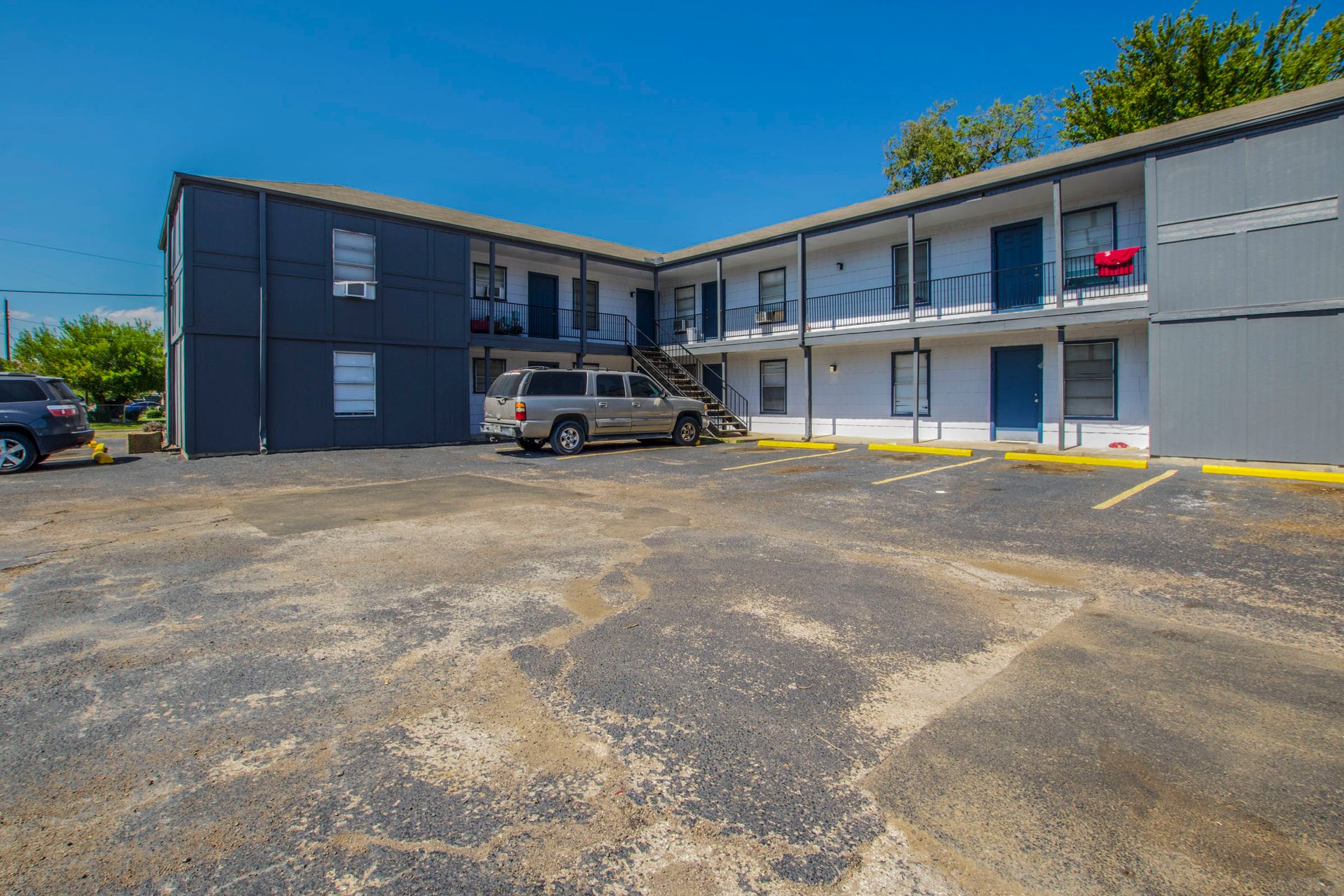 Apartments Cromwell Management Company Waco, TX