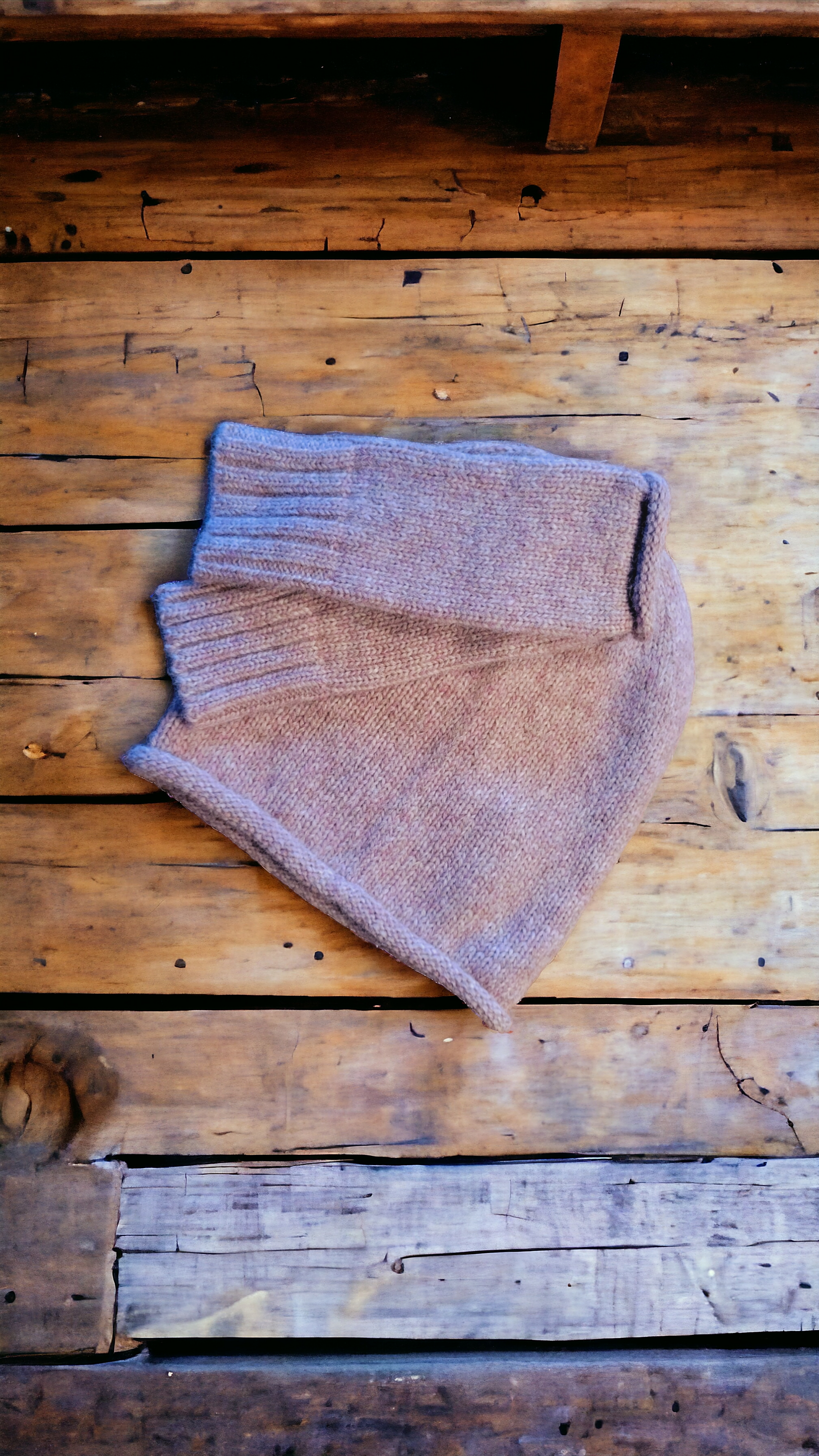 Slate and Salt - Beanie Hat Wrist Warmer Combo