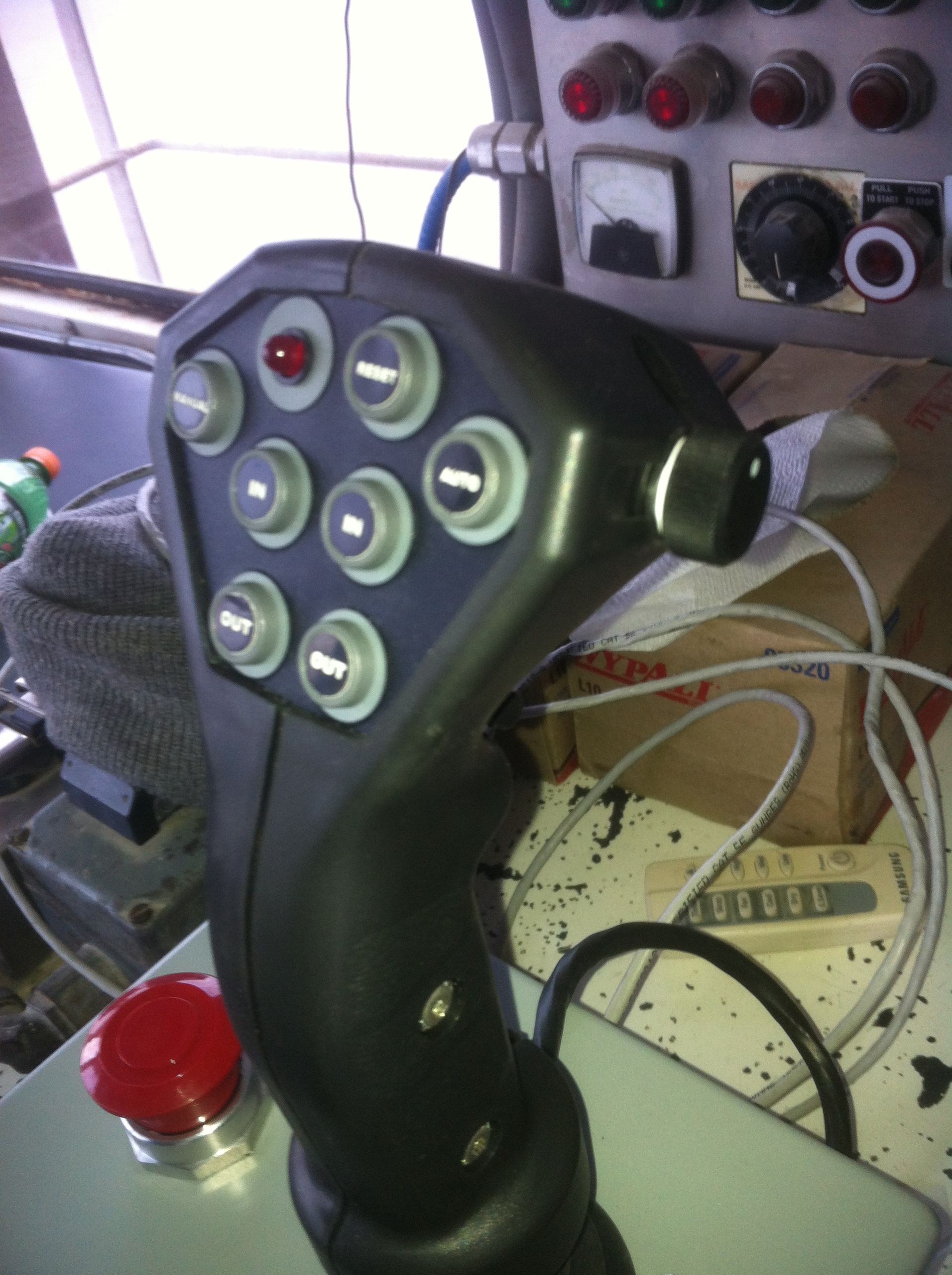 River Barge Loading / Unloading Winch Positioning System Controls