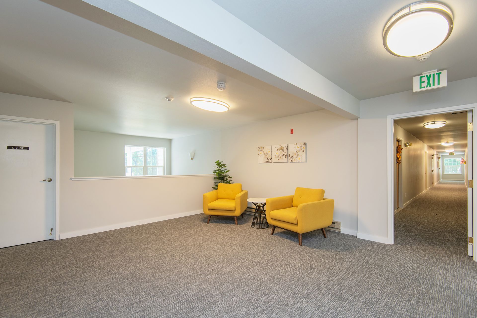 Complex lobby