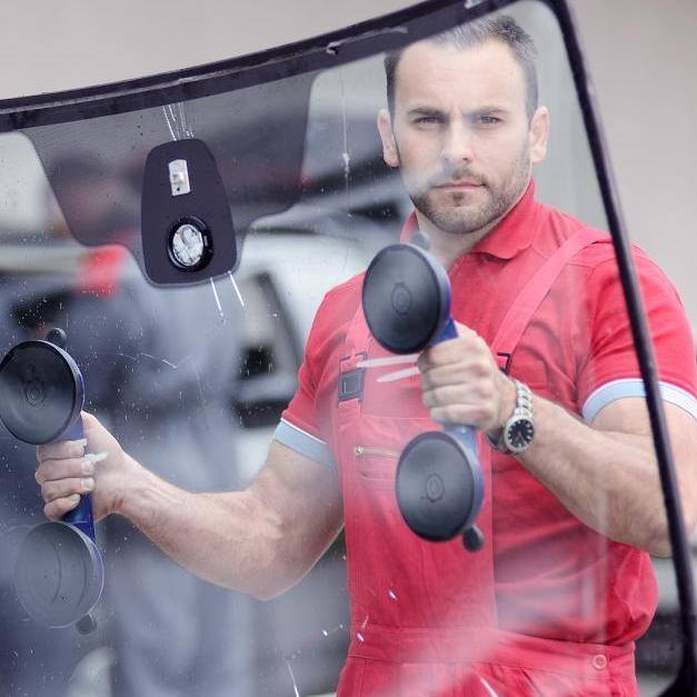 Replacing The Glass On A Car — Belleville, IL — Glass & More Inc. Replacing The Glass On A Car — Belleville, IL — Glass & More Inc.