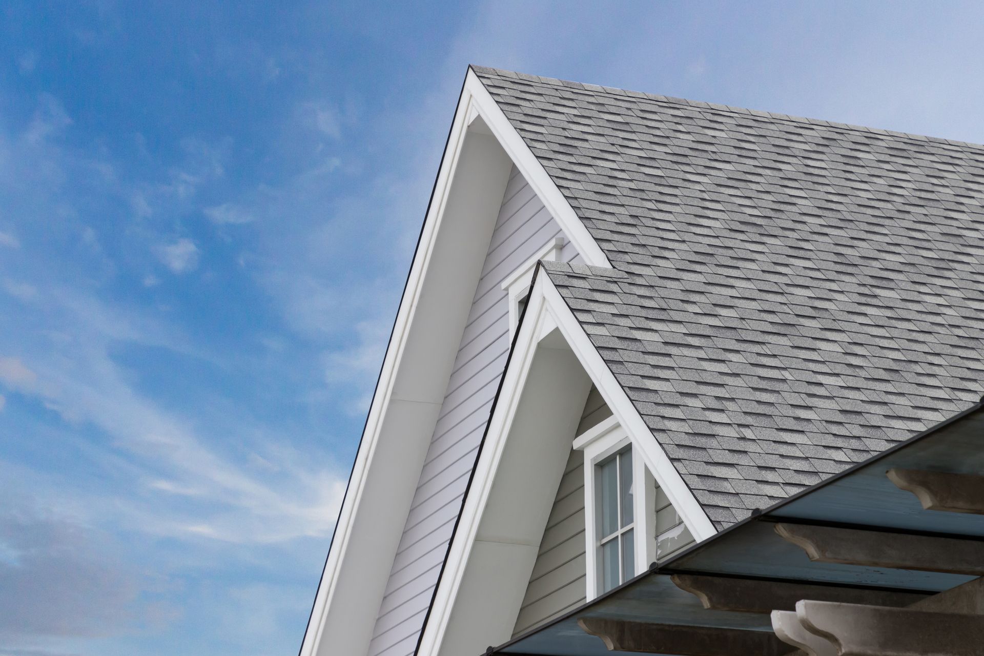Roof Shingles — Mobile, AL — Pro Roofing Solutions Roof Shingles — Mobile, AL — Pro Roofing Solutions