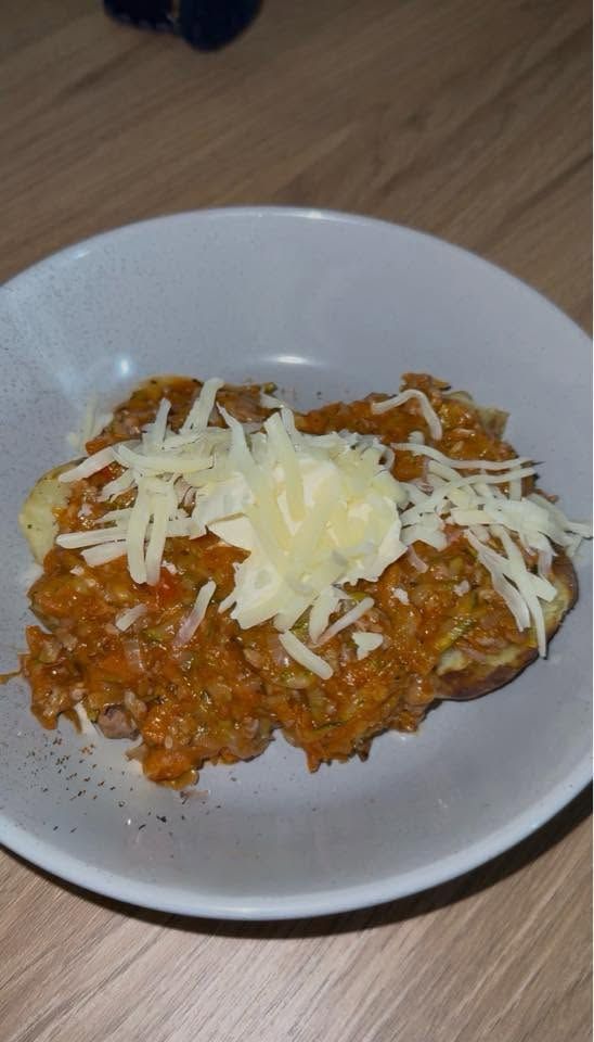 Ashlee, veg packed beef mince