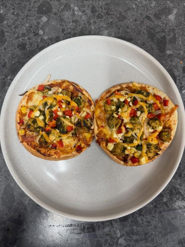 Ashlee, peri peri chicken pizzas