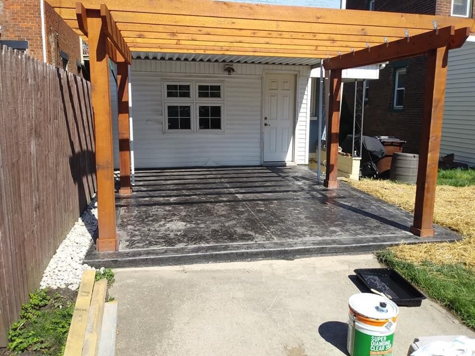 Patio below a deck