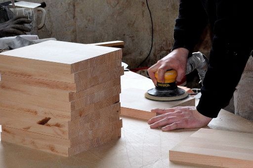 Materialien werden von der Schreinerei