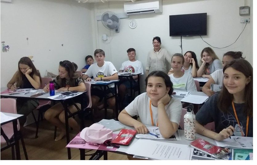 Enrichment Class For Primary and Secondary Level (Chinese)