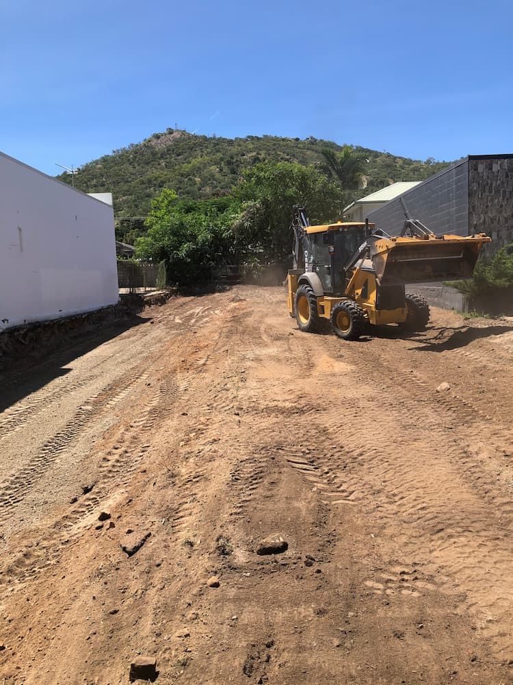 Driveway Clearing - Excavator Hire Kelso, QLD