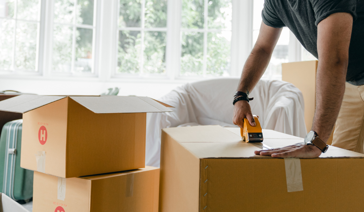 How full pack and move services turn a stressful move into a smooth experience.