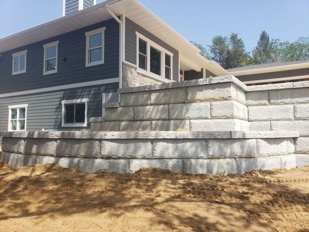 Retaining Walls Installation