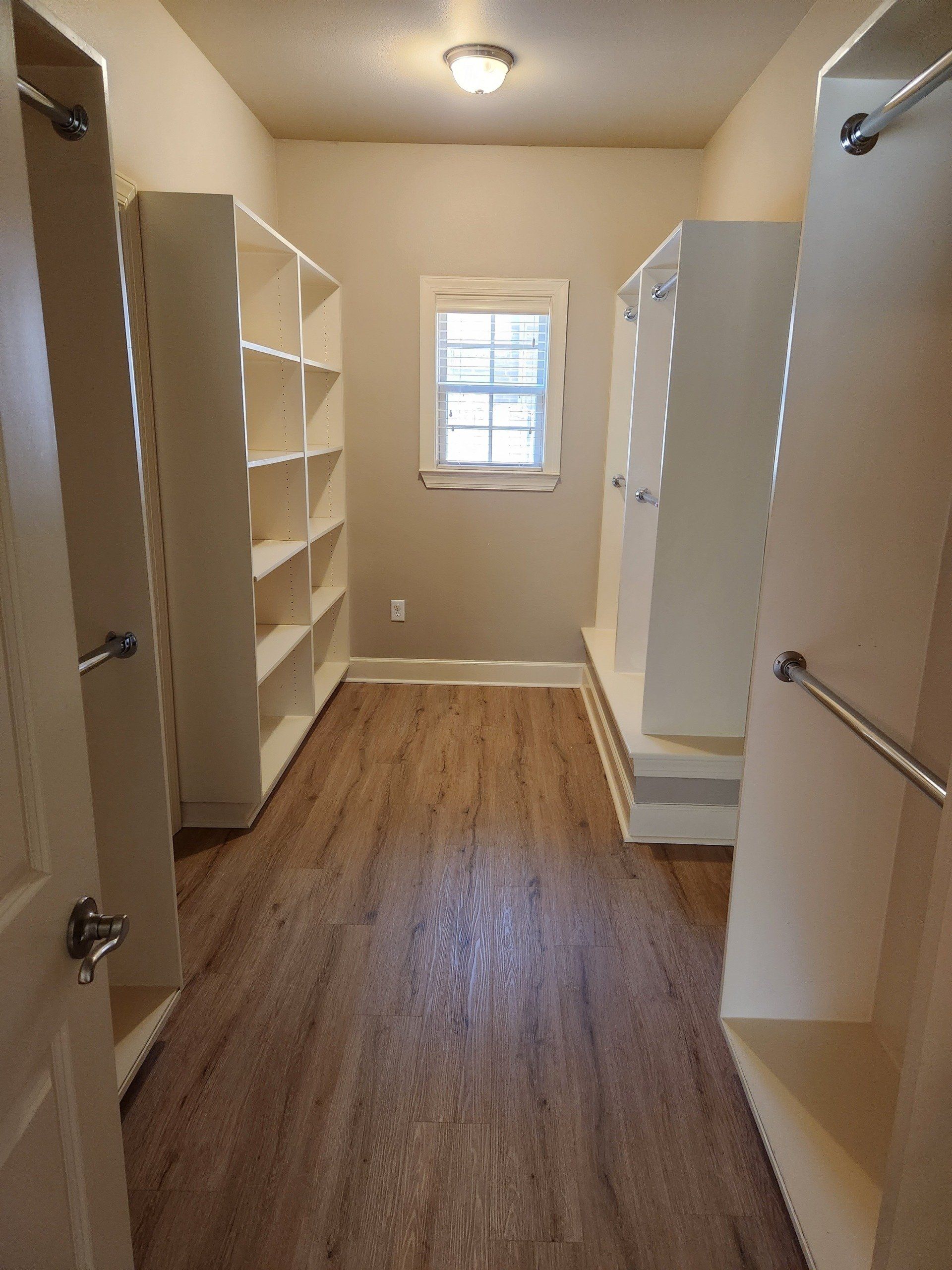 Walk-in closet