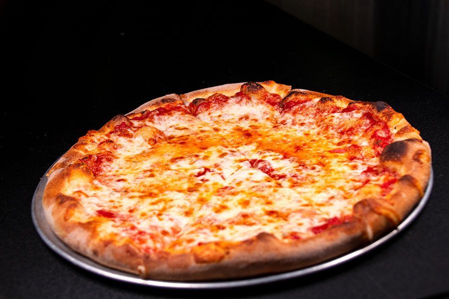 Cheese pizza at White Bull Tavern in Downtown Boston